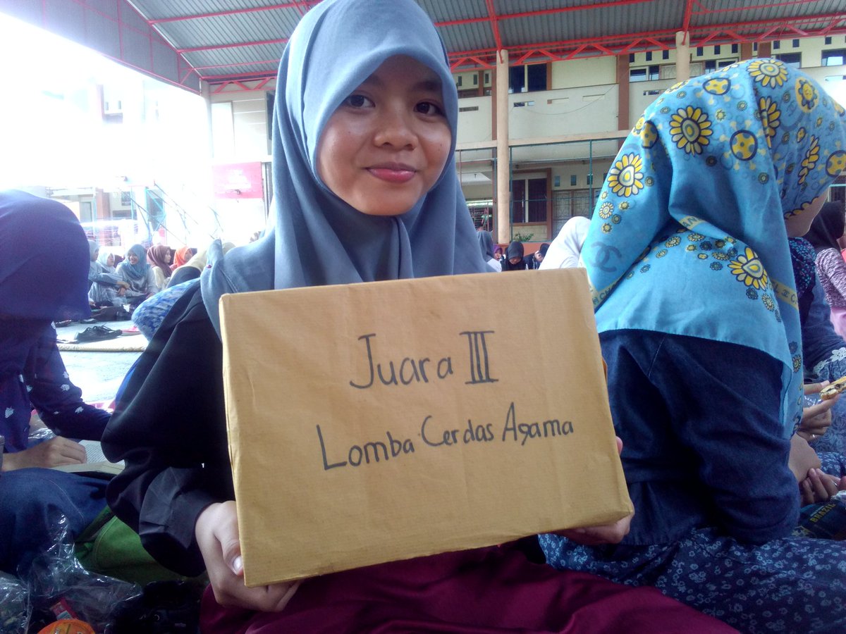 smadaf_saba's tweet image. Selamat @AinulMatsna
We proud of you. Good job kawan👏🎉 #Smadaf