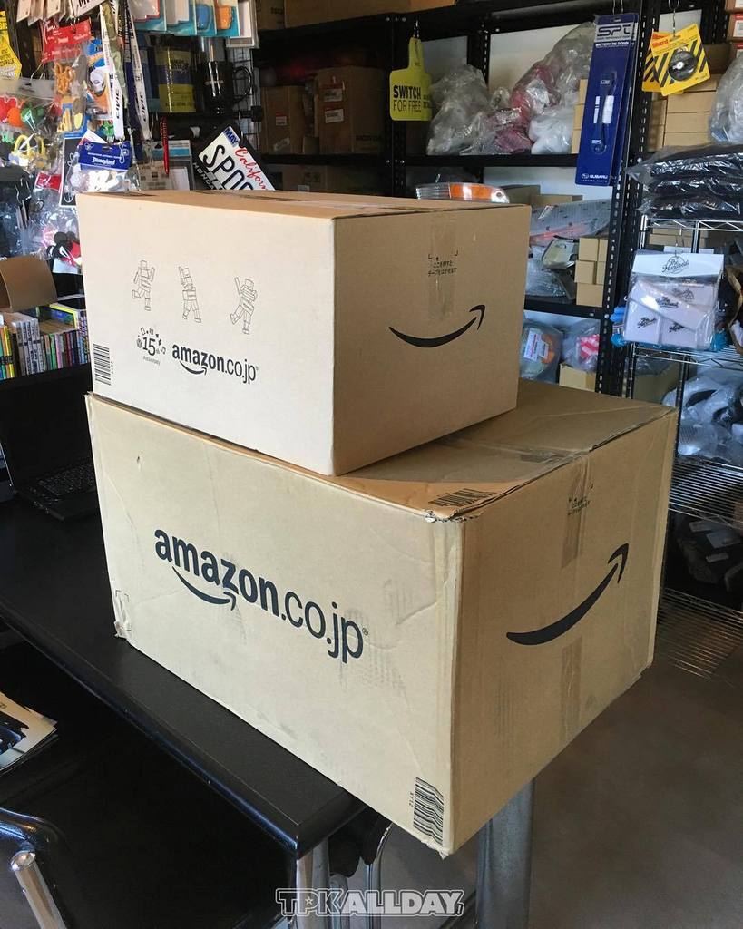 type_k's tweet image. ---2015/12/18
.
primeにアップグレードしました。床に物を置いたりしてたのは何気に前から嫌だったので、それを解消するべく店の棚とか少し買いました。
.
#Amazon 
#AmazonCoJp
#typekaut…