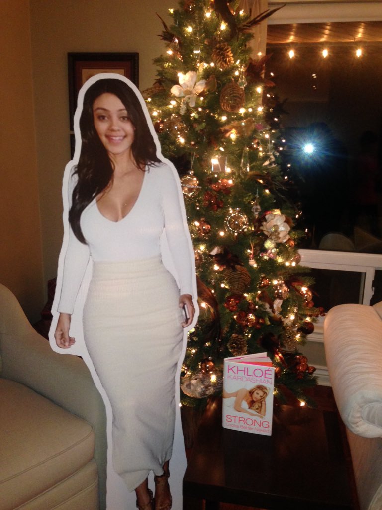 JessieSohal's tweet photo. When your best friend knows you too well #merrykrismas @KimKardashian @khloekardashian https://t.co/0JaOLmhmP6