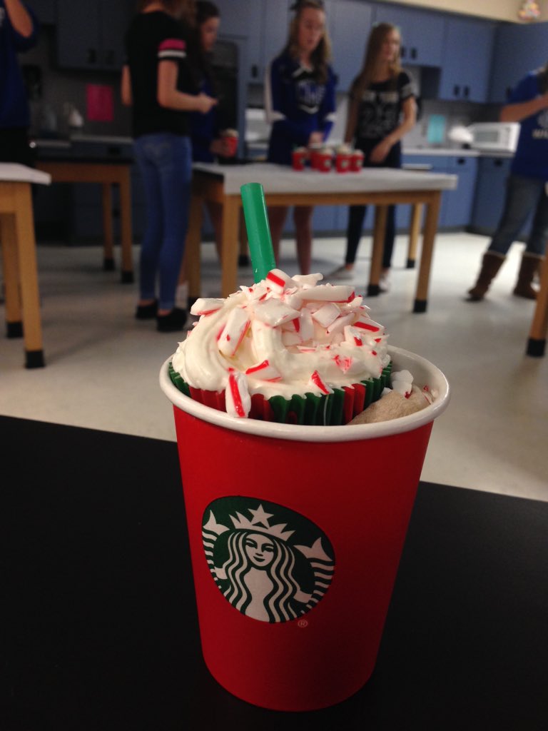 lashombewms's tweet photo. Cupcake wars-day 2 #wayside2015 #emsproud #wildcatpride https://t.co/xQITiOV63B