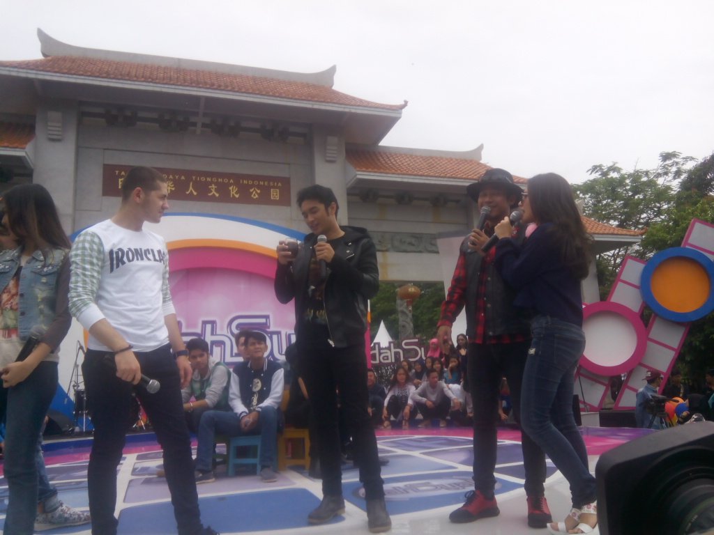 dahSyatMusik tweet picture
