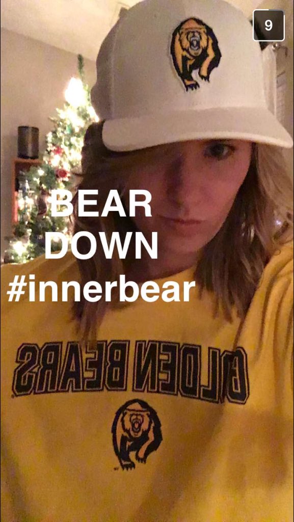 HBDFeliciaLouis's tweet photo. #beardown #innerbear lets go. @SFGoldenBears @HBD_Wives @CLERocksHBD https://t.co/pUJUxDP5GM