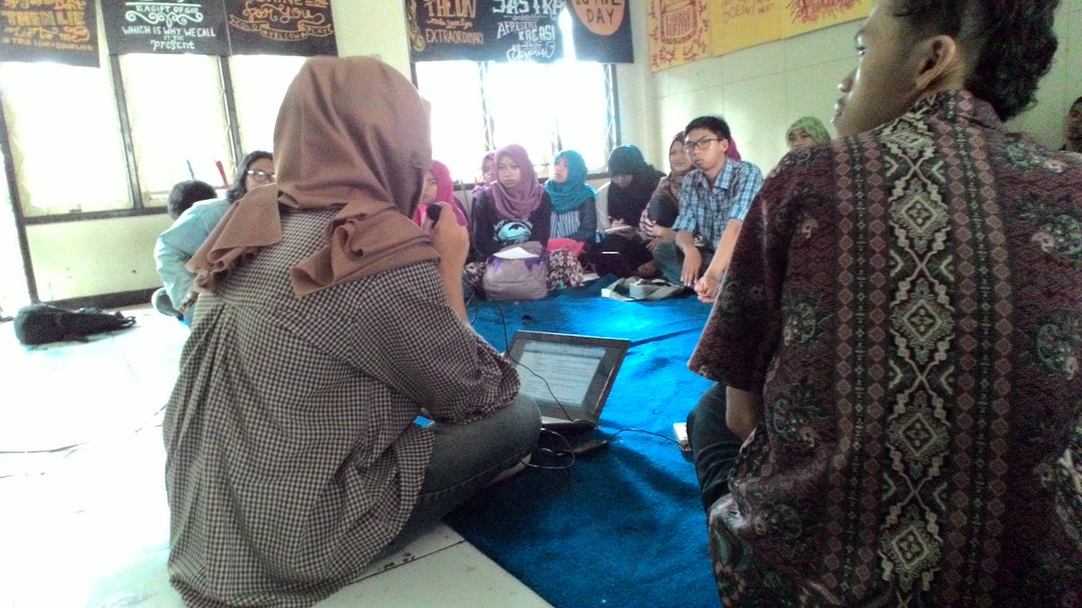 Sassun_13's tweet photo. Rakor BPA sareng Ais Pangampih masa bakti 2015-2016.
Jum'at, 18 Desember 2015 https://t.co/oIksC1I5JN