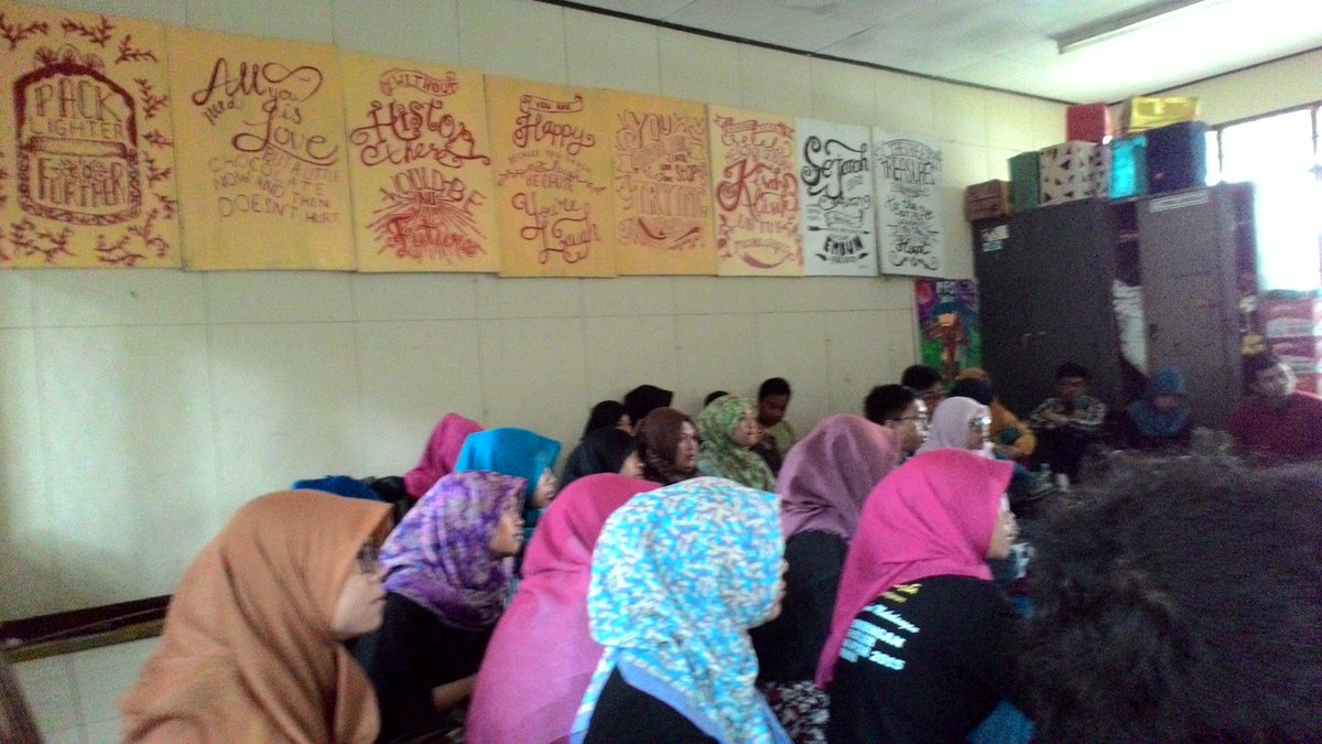 Sassun_13's tweet photo. Rakor BPA sareng Ais Pangampih masa bakti 2015-2016.
Jum'at, 18 Desember 2015 https://t.co/oIksC1I5JN