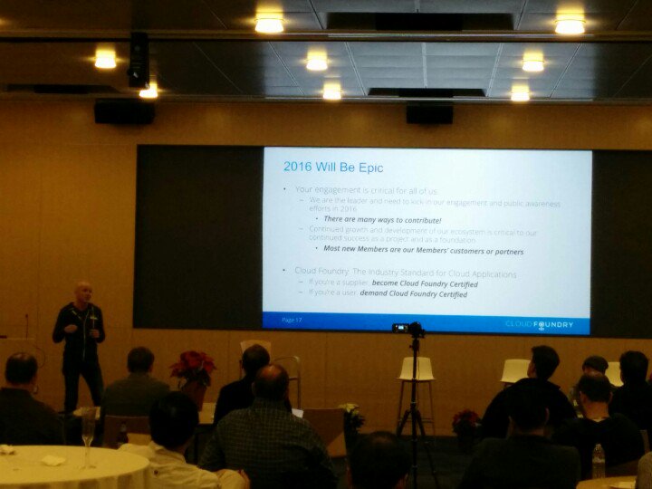 yurkvch's tweet photo. 2016 will be epic for #cloudfoundry . @skmonson at #cfbeat https://t.co/99GF37QJnA