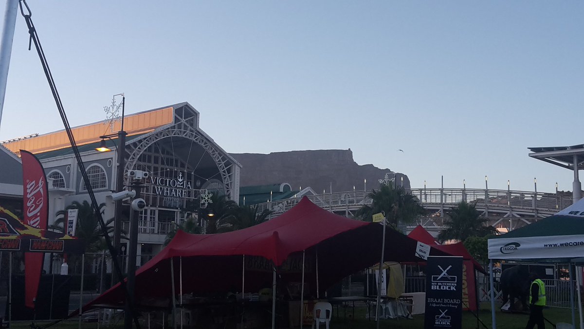 Good morning <a href="/CapeTown/">ᑕᗩᑭE TOᗯᑎ</a> ... Day 3 #BraaiPolar #GuinnessWorldRecord