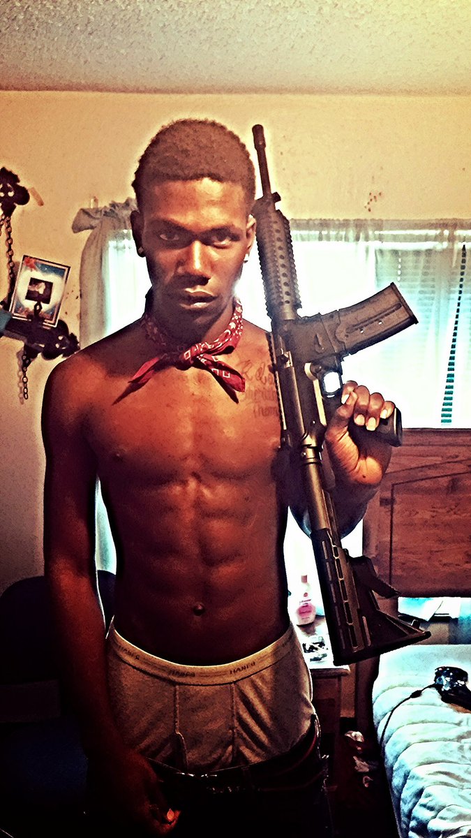FuckEmUp_MT's tweet photo. i fw niggas well respected, who bests in they section known fa teaching niggas lessons! 💯💂 https://t.co/dIuCoL8Pgb