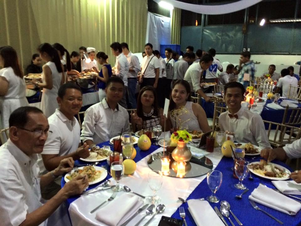 GaffcoOperation's tweet photo. The party was good and enjoy and alo the food. :)

JV Power Group of Companies White Christmas https://t.co/zOmWxbYUb7