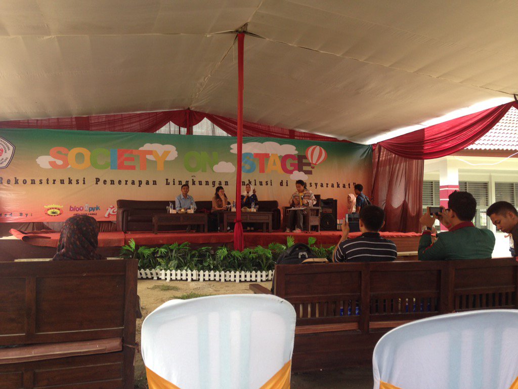 Talk Show Rekontruksi Penerapan Lingkungan Inklusi di Masyarakat