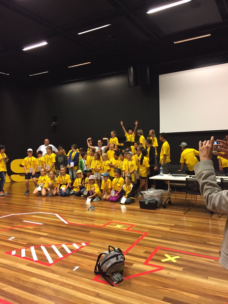 scrocker_'s tweet photo. Day done. Awesome round of #asbtechkids. Thanks @OMGTechRangers you were fab!! https://t.co/KdxFuU5BwH