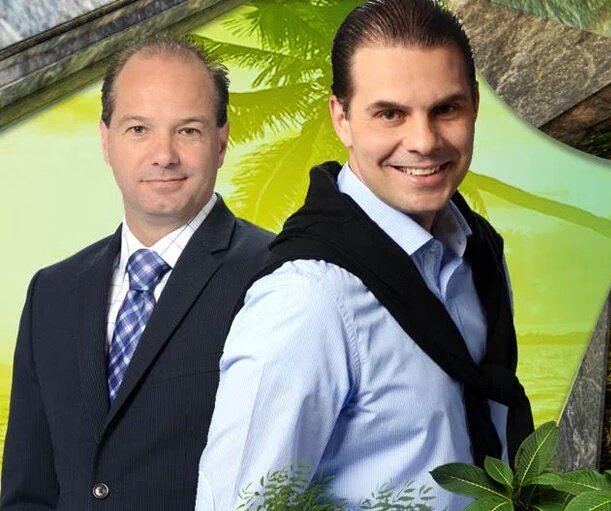 sarcasmoTv's tweet photo. Los mejores narradores de México cubren #IslaFinal #IslaReality
@C_Martinolli @GarciaPosti #martinoliyluisGarcia https://t.co/9nJww8Ula3