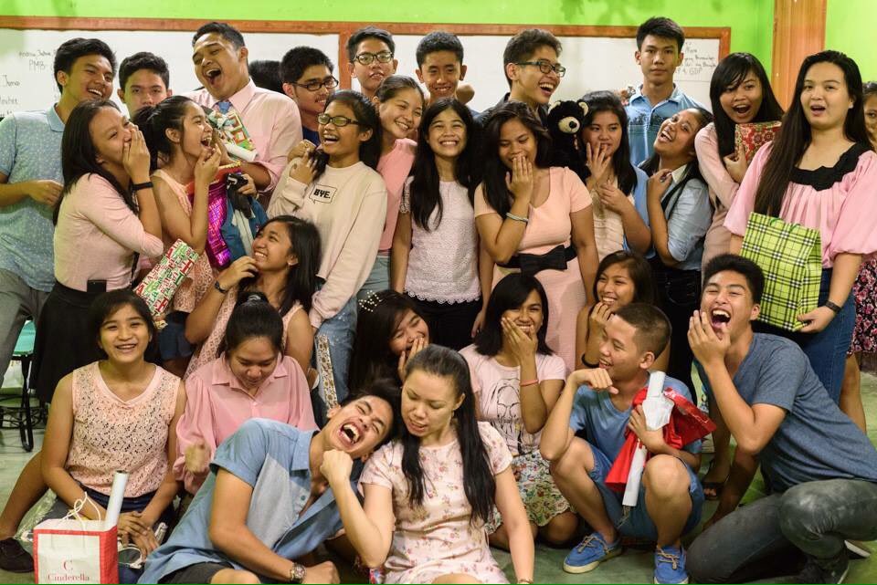 xochrstnxo's tweet photo. Last Christmas Party 😔💕 #teney https://t.co/mkeTncyGzQ
