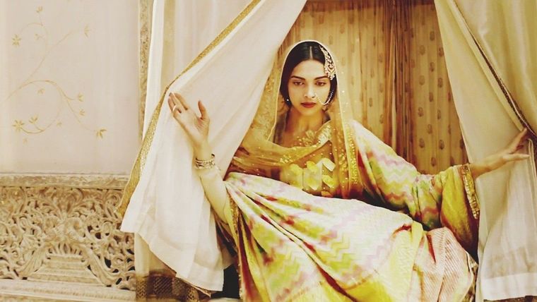 actorfilms's tweet photo. Bajirao Mastani Film Release Today
https://t.co/2ZXNjXN3BQ

video
https://t.co/3CkoK80CSS https://t.co/3d9QmwjP0E