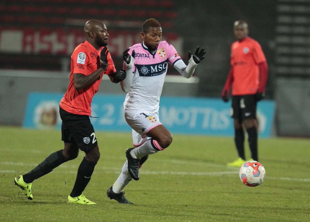 ETGFCcom's tweet photo. Résumé, réactions et photos du dernier match de l'année 2015 pour l'@etgfc >> https://t.co/liCdMhv5Pk #ETGASNL https://t.co/MkMKa9mMU2