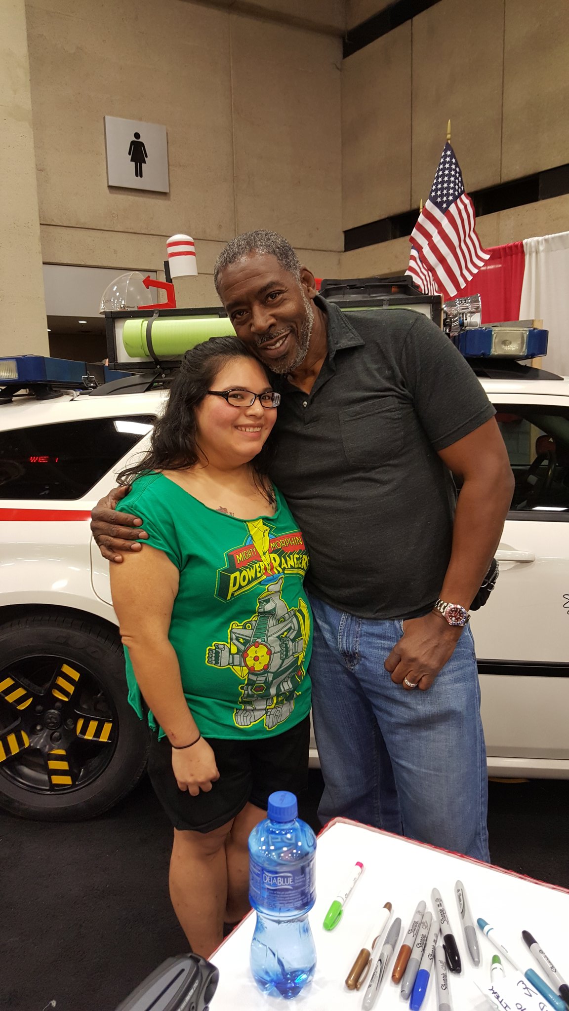 Happy birthday to the amazing thank you for all your kindness! You\re the best! <3 