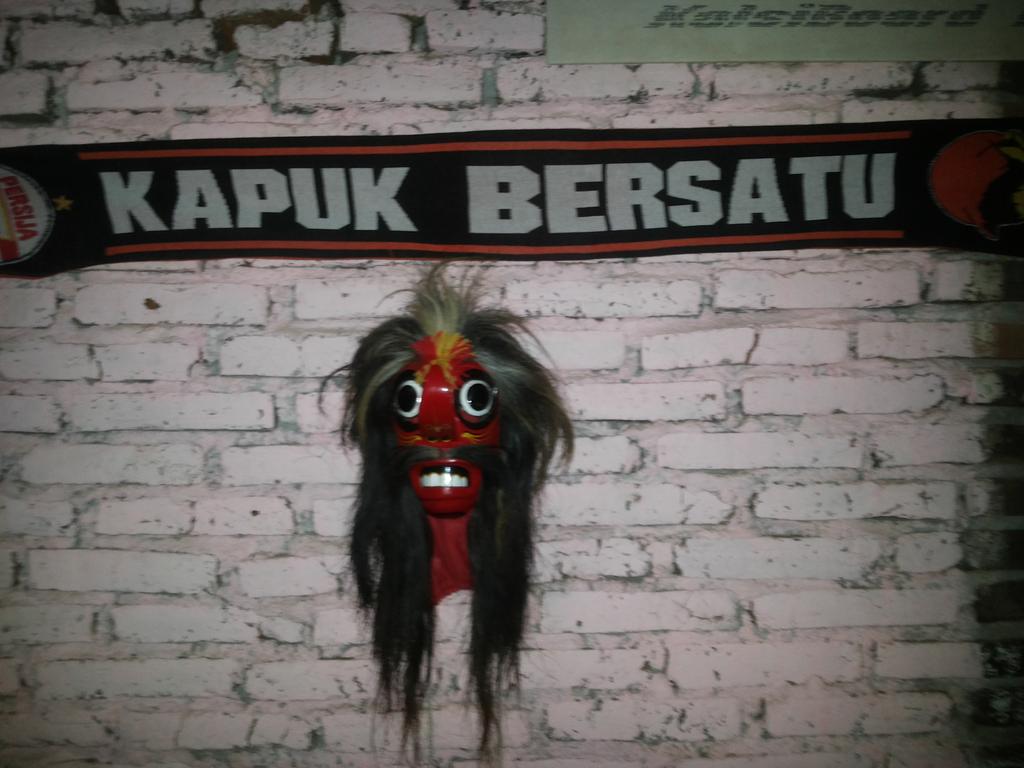 arya_kuncoro's tweet photo. masih dikota reog @jakmania_kapuk https://t.co/QPj8zHgcBL