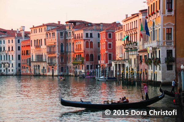 tripexperiences's tweet photo. Interesting #Venice #Facts - https://t.co/KZTAEGs84y #travel #photography #italy #goldolas #sunset #photooftheday https://t.co/ey0LmiZMNr