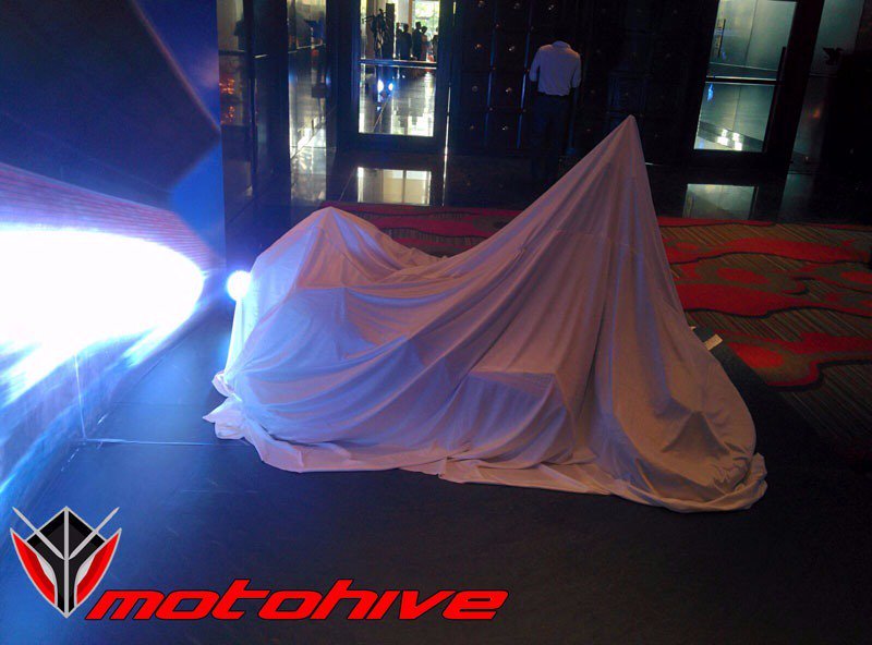 motohive's tweet photo. #NOTHINGLIKEIT #DSK #dskbenelli #TNT #MOTOHIVE #MEDIA #LIVE #launch https://t.co/9xxqhIg114