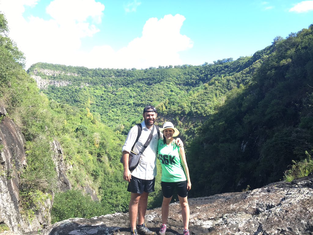 YanatureA's tweet photo. A happy couple in the Mauritian jungle ! 

https://t.co/eyLBByEYuW https://t.co/T2yoSB8Yfi