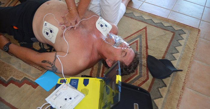 EMS1's tweet photo. Improve sudden cardiac arrest survival with systems and design thinking https://t.co/VcjTKqdbfi #ECCU2015 https://t.co/xvKQQ4or29