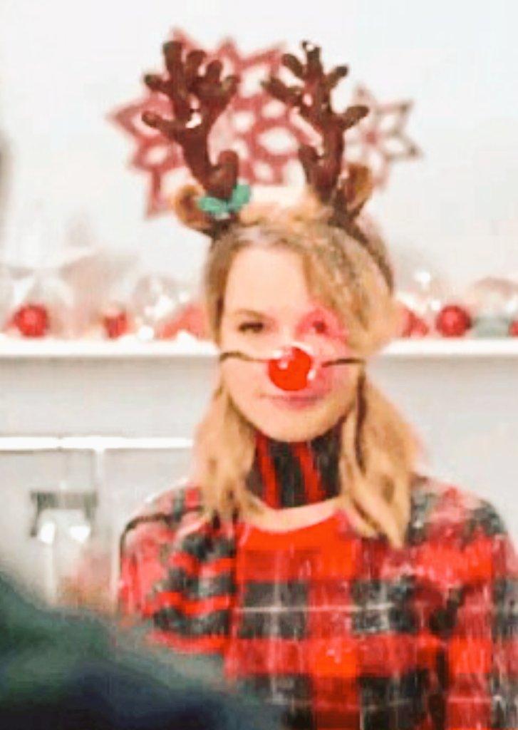  Happy Birthday My Angel !
I love you Bridgit Mendler !
23   