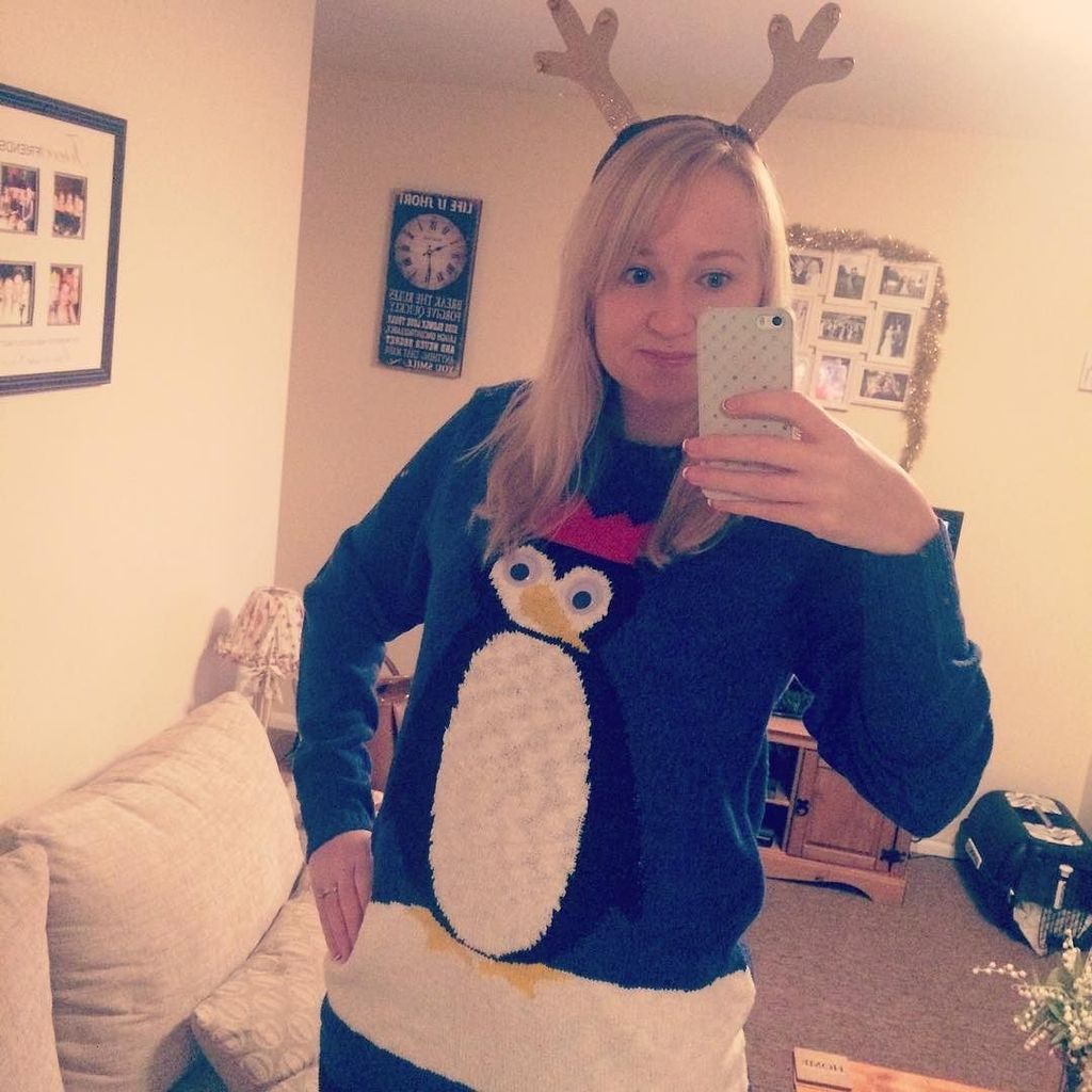 TaliBradford88's tweet photo. Christmas jumper day! #textsanta #pipknit #christmasjumper https://t.co/nb4Qg981BO https://t.co/URX6XO7D2v