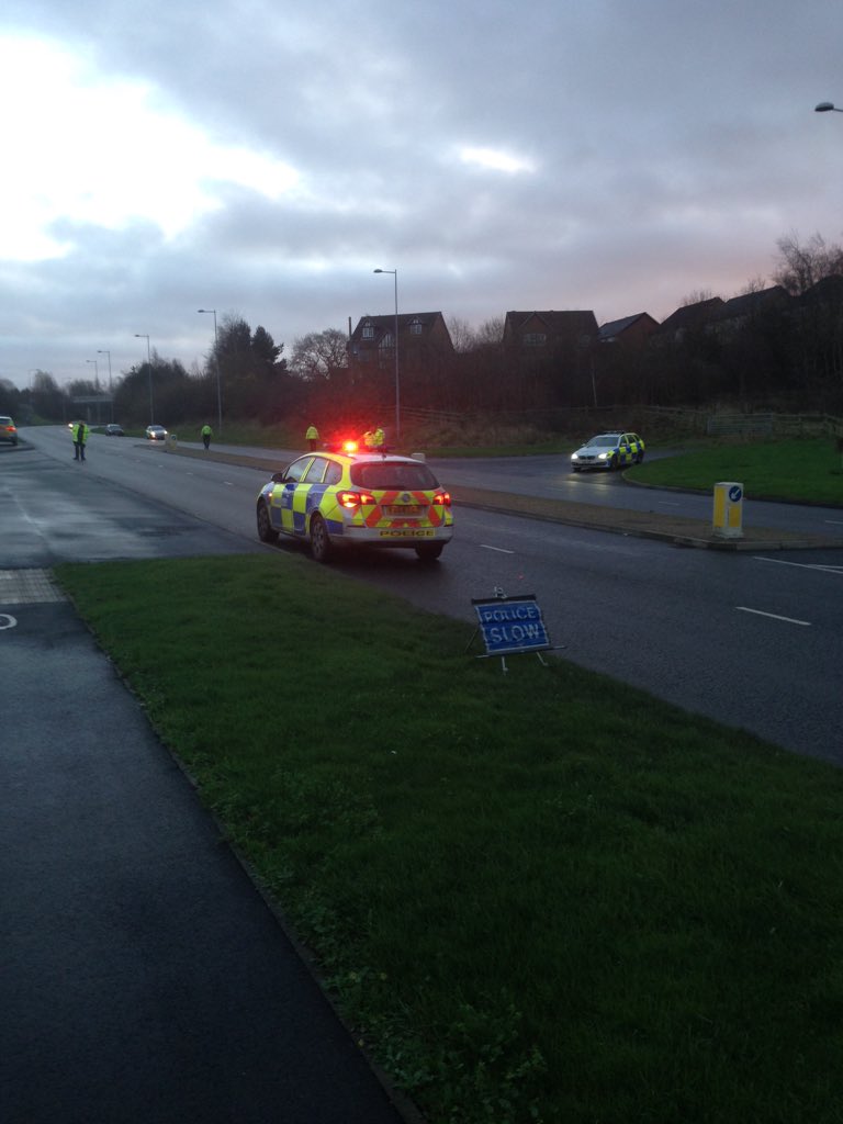 OPUShropshire's tweet photo. Team D and @TelfordCops supporting the Xmas drink drive campaign this morning. https://t.co/PJmmq7tZS3