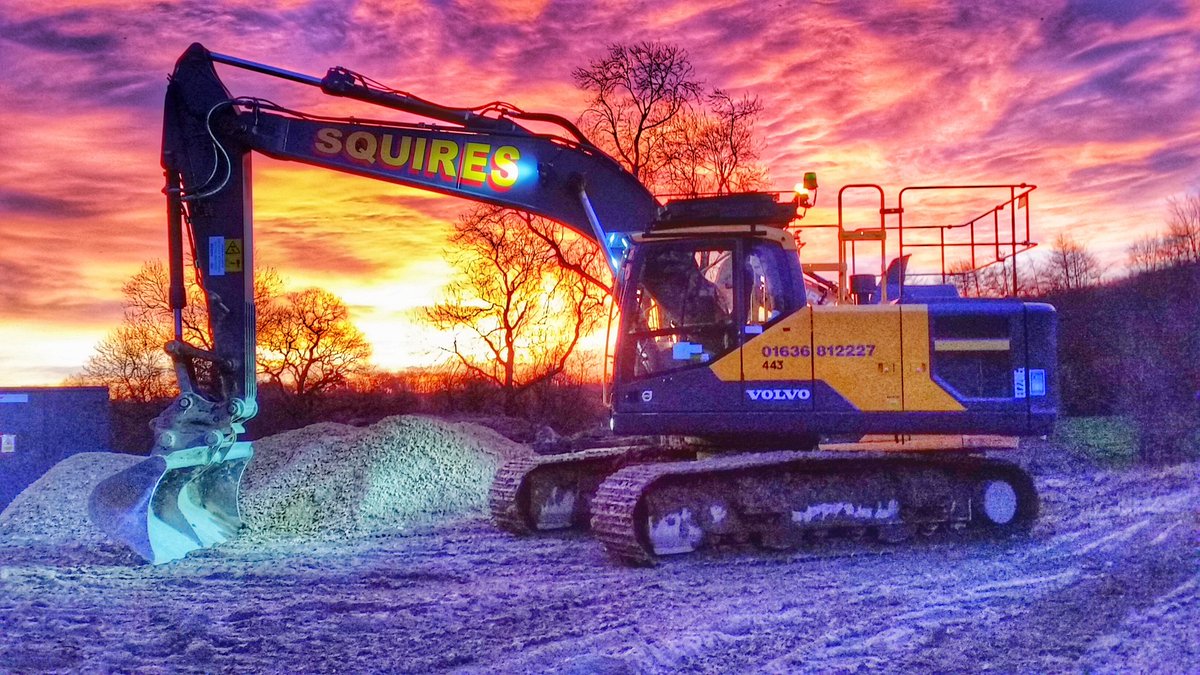 Red sky in the morning <a href="/VolvoCEGB/">Volvo CEGB</a>