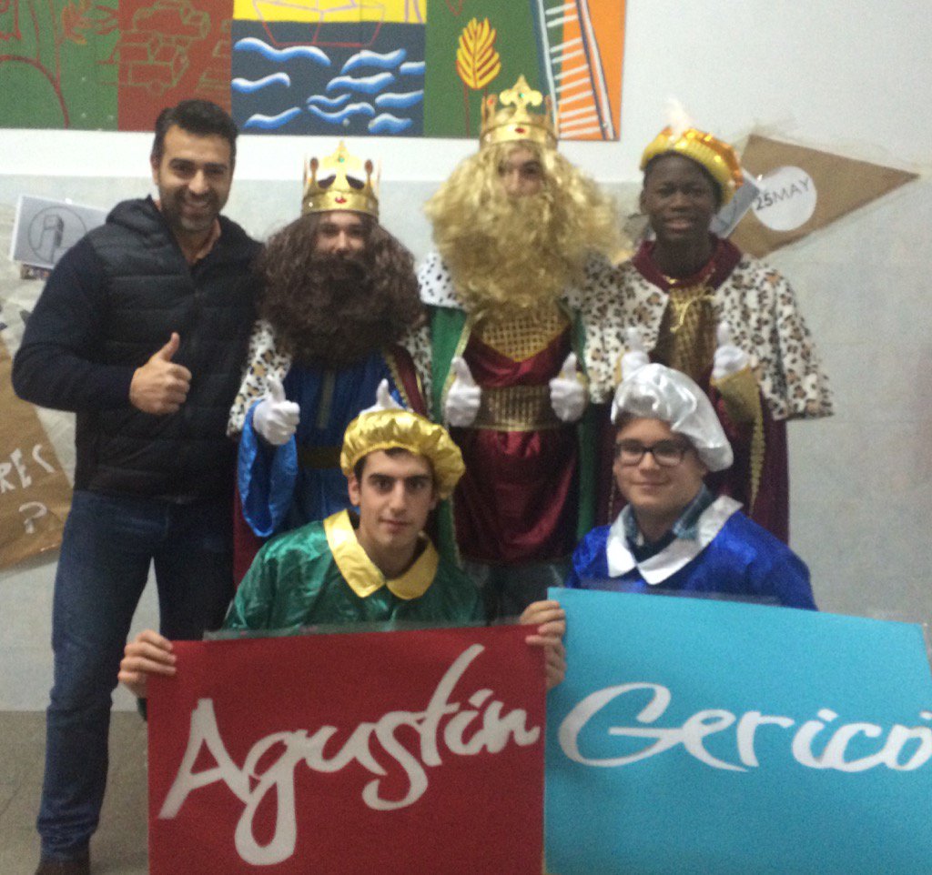 CristianVicedo's tweet photo. Queridos Reyes Magos...😜 #AG2015 #TeamAGericó2015 #AG4ACracks #LaGozadera15 https://t.co/PHpl4XYZtP