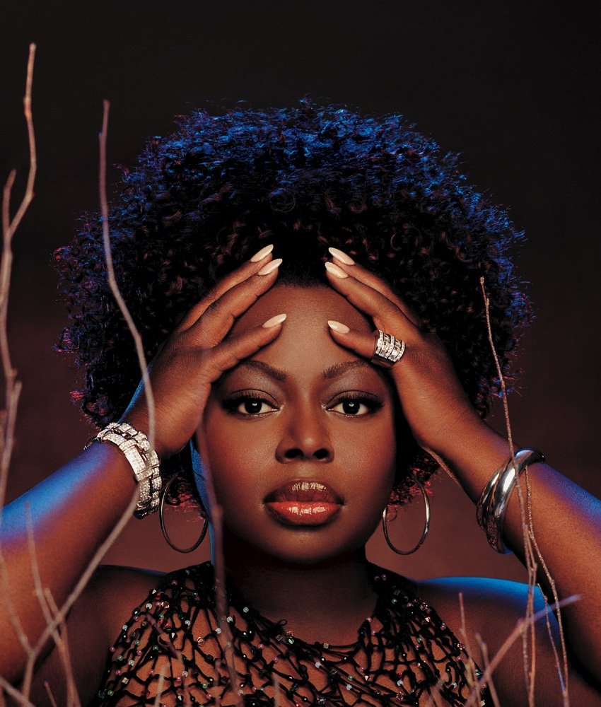  Happy Birthday Angie Stone! 