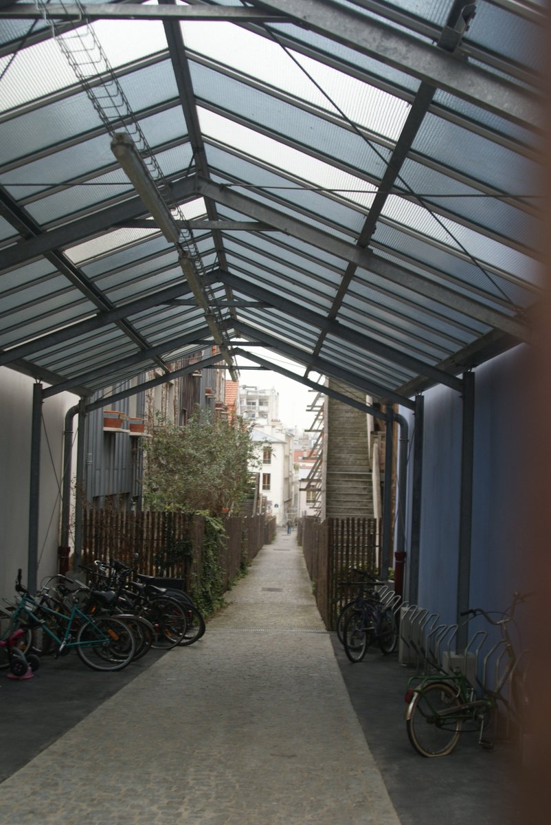 ClareNashArch's tweet photo. #EdenBio #housing reflects the journey home - through the scale of the garden to the scale of the townhouse https://t.co/HmU5Gna978