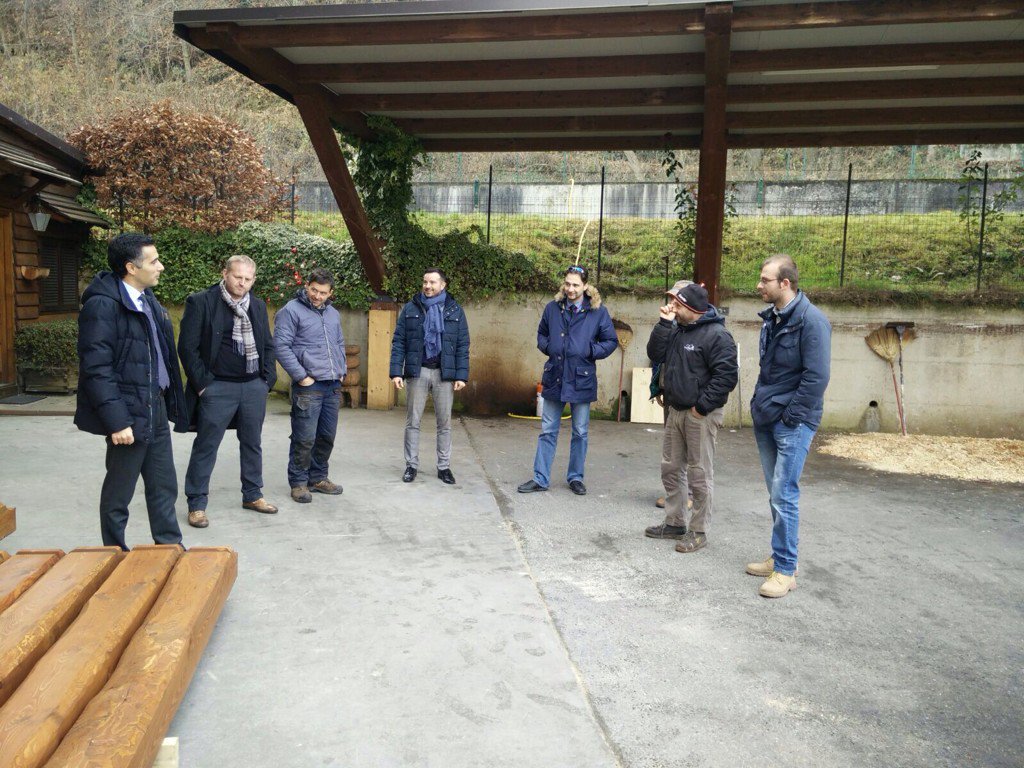 MaxSalini's tweet photo. Visita alla ditta Romano di #Roccasparvera (#Cuneo). Lavorazione artigianale del legno. #EccellenzeItaliane https://t.co/LbqobvuNob
