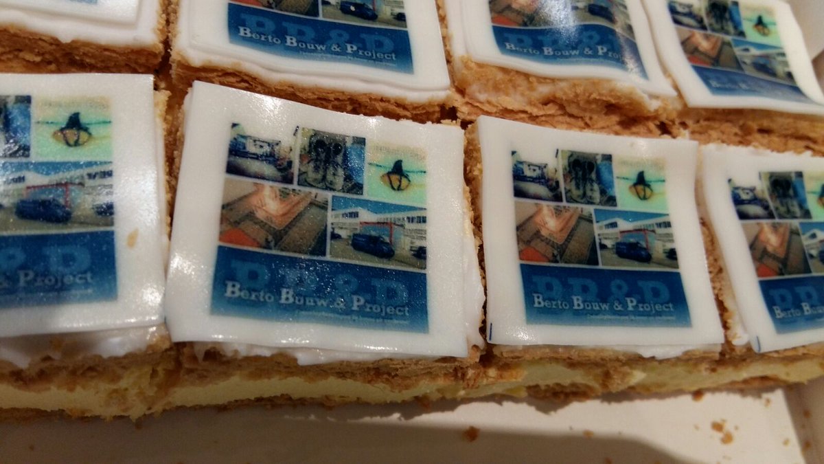 KeukenenBadConc's tweet photo. Heerlijk lekkernij ontvangen @bisschopb bedankt hiervoor namens vele collega's.
@bouwconcordia @KeukenenBadConc https://t.co/ijs4IIaRUC
