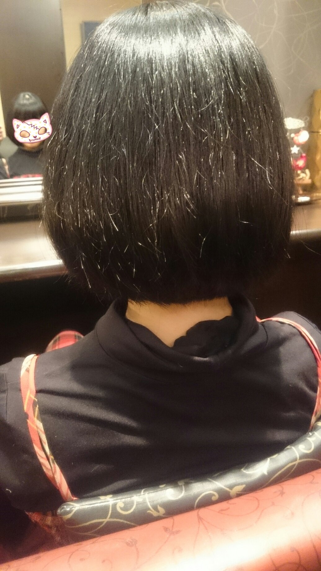 ぴかるん 夏菜子ちゃんぐらいに切ってきたー O 切った髪は ヘアドネーション という 病気や事故で髪を失ってしまった子ども達への人毛100 ウィッグに使ってもらうために寄付しました ロングから ショートにする方は是非 T Co