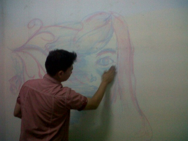 Memperbaharui ruangan sekre PSM bersama seluruh anggota .