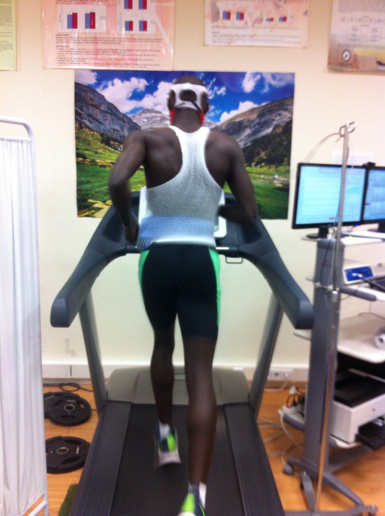 UCAM_CIARD's tweet photo. Esta semana han pasado por el @UCAM_CIARD los atletas Antoine Gakeme y Thierri Maikumwenayo para preparar @Rio2016 https://t.co/LbxhmThYNj