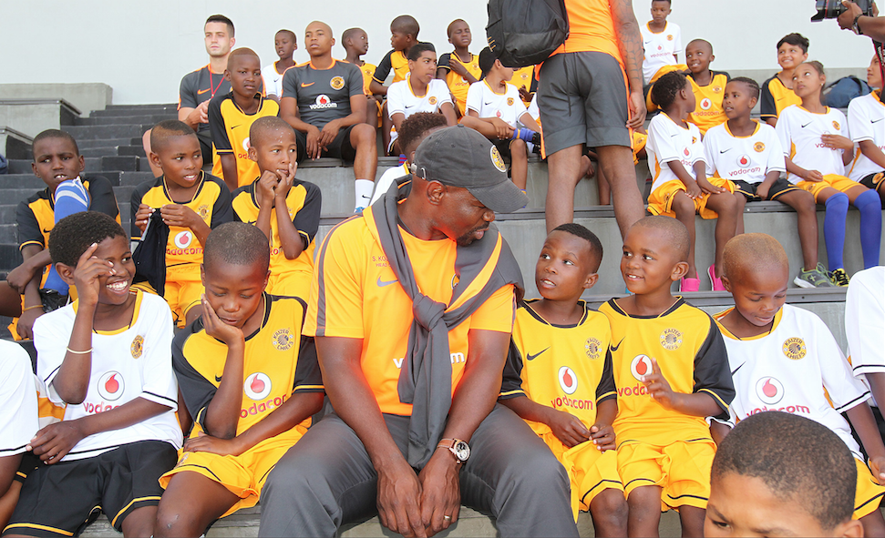 VodacomSoccer's tweet photo. Bright youngsters excited to be around @KaizerChiefs coach Steve Komphela. #KCCapeTown #KCSummerTour. https://t.co/iTZszKm6XW
