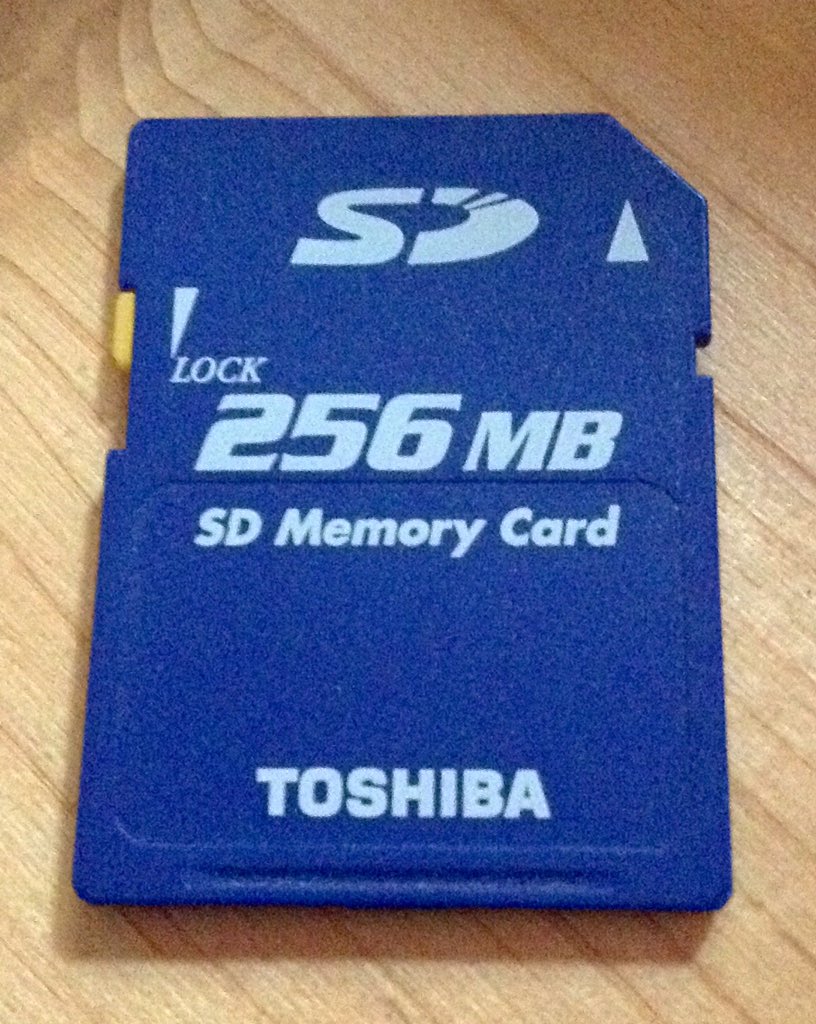 XotoXJean's tweet photo. Ich glaube ich werde alt... 😕
#256MB https://t.co/d8CmTOfZmQ