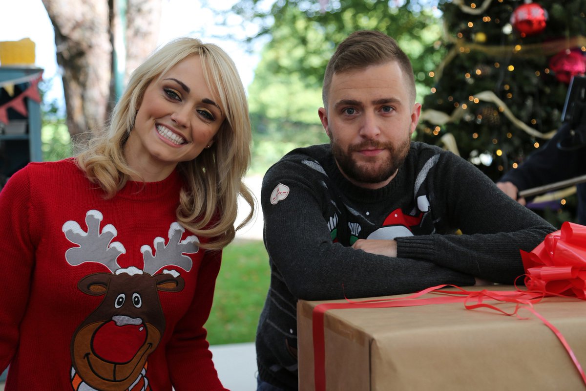 IrishBakeOff's tweet photo. @LeanneacMoore &amp; @georgeymac will be our special guests this Sunday at 9pm for our #GIBOChristmas Special! #excited https://t.co/kdFMKgchpB