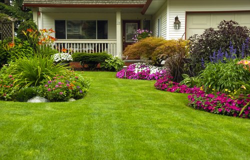 Important Considerations in Landscaping of the Front Yard signaturelandscaping.ca/important-cons…

#LandscapeDesignOakville