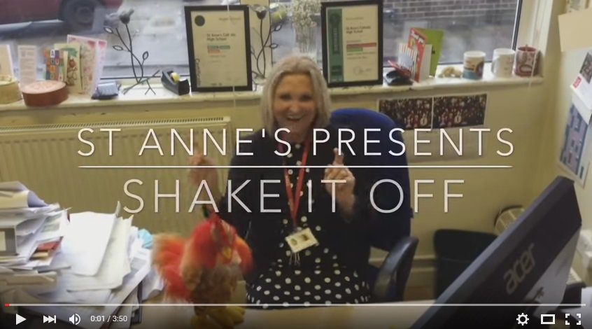 StAnnes_N13's tweet photo. Merry Christmas to everyone from all the Staff at St. Anne's #StAnnes2015ChristmasSong https://t.co/PwBEmFECHR https://t.co/t7pUpeiiAO
