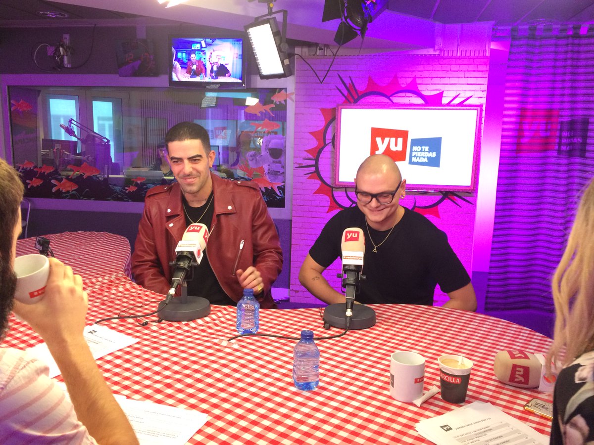 Ya estamos con @aticamusic en @Los40_Spain así que conéctate ya!! TEMAZOOOO!!! #Yuser