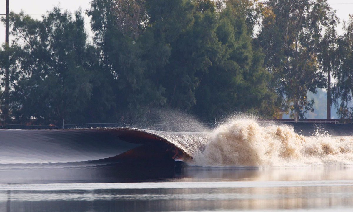 This changes everything. <a href="/kellyslater/">Kelly Slater</a>'s artificial wave revealed: bit.ly/KellyWavePool
