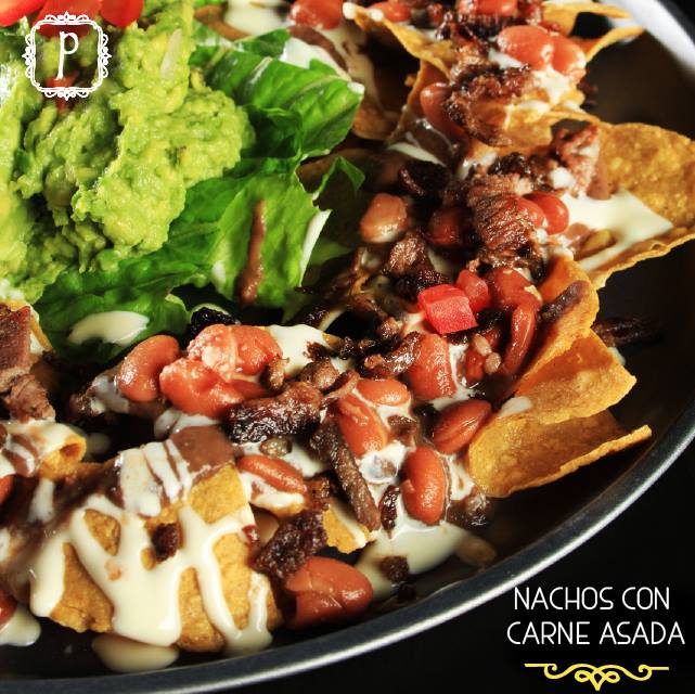 Disfruta el riquísimo sabor de nuestros “Nachos con Carne Asada” Ya te está esperando en tu #CantinaCasualMexicana