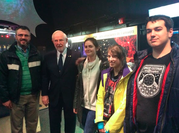 LoEllenScience's tweet photo. Thank you @SNOLABscience and 2015 Nobel Prize winner Dr. McDonald for meeting our @lepsstoday students! #LEPScience https://t.co/Kr3VH4N7Tj