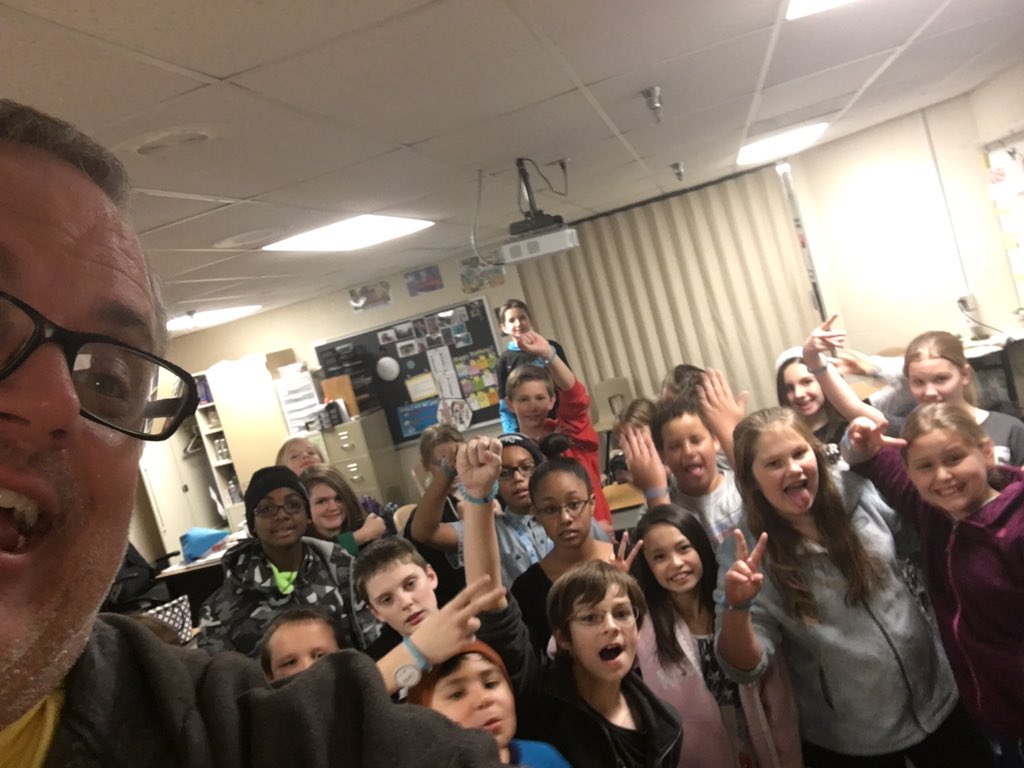 MrMixclass's tweet image. Merry Christmas Mr Mix's class. See you in 2 weeks.