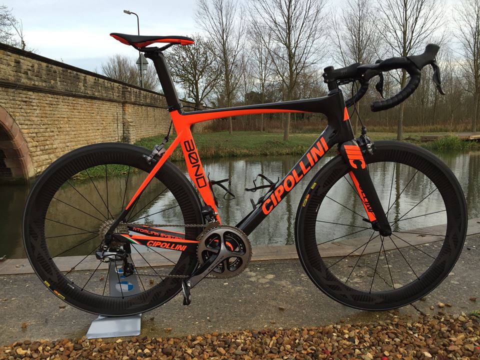 TheGorillaFirm's tweet photo. Todays Finished Article, @mcipollinibike Bond with @Mavic CXR wheelset and Ultegra Di2.  #custombuild #gorillabuilt https://t.co/uJYjoaSmKI