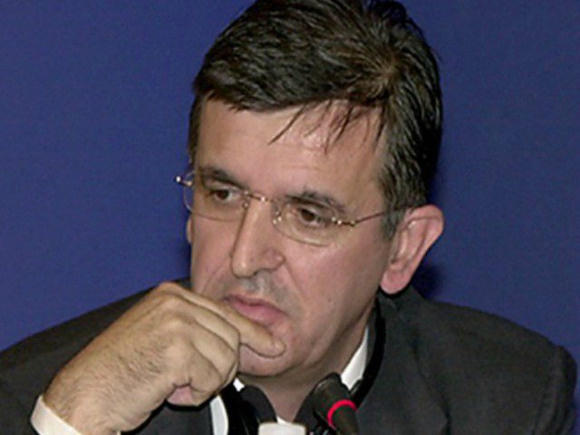 BalkanInsight's tweet photo. Does #Marovic arrest show #Montenegro taking anti-corruption drive seriously? https://t.co/S2ZZGrvXAu https://t.co/kpMatMkWjZ