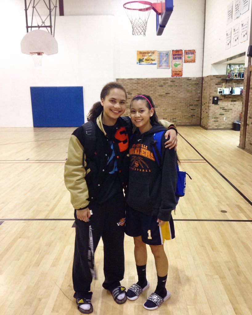 Coach_Kevb's tweet image. Early morning game day workout. 🏀🏀🏀 &quot;Repetition is your Reputation.&quot; @CoachGodwin #workuntil #BiggerThanBasketball