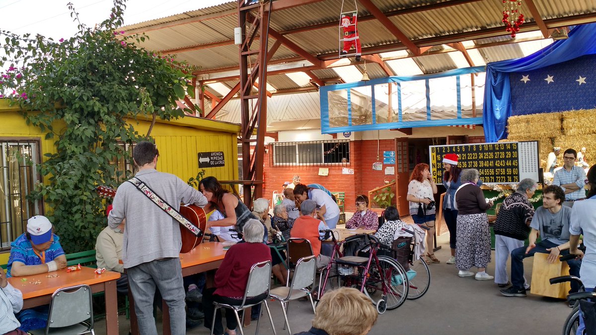 pvidalRSE's tweet photo. En #AddValue trabajamos todo el año para los clientes, y también para los abuelos de #VillaPadreHurtado #VolCorp https://t.co/IxVjlUQLWN